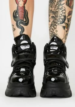 Buffalo London Classic High Patent Leather Sneakers Platforms