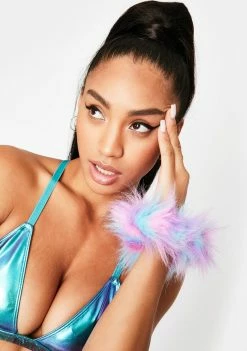 Stinnys Furreal Fuzzy Scrunchie Hair Accessories