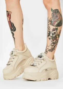 Buffalo London Cream Classic Low Leather Sneakers Platforms