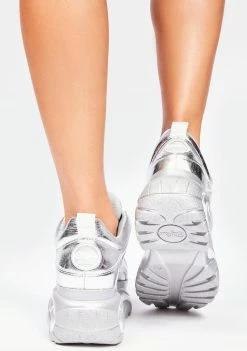 Buffalo London Silver Metallic Classic Low Leather Platform Sneakers