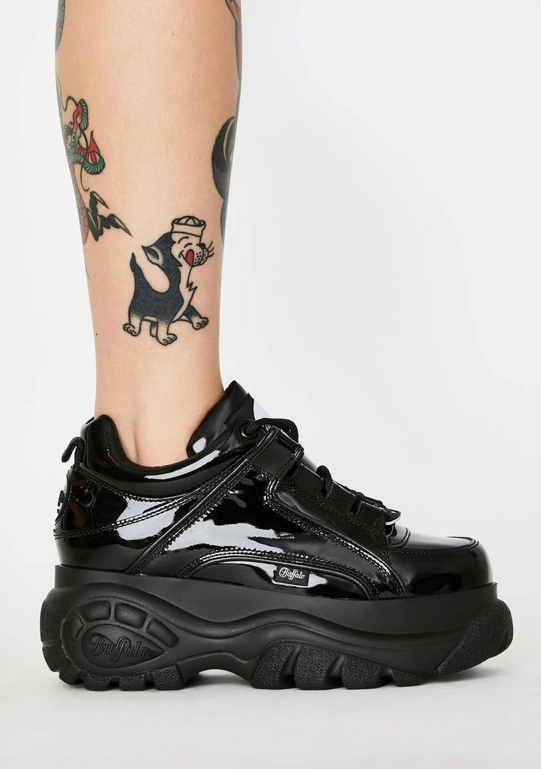 Buffalo London Platforms Classic Low Patent Leather Sneakers