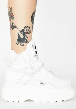 Buffalo London Icy Classic High Patent Leather Sneakers