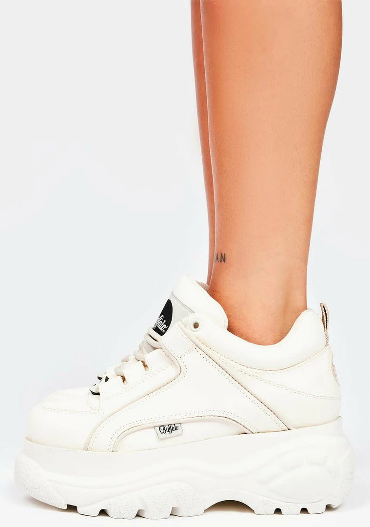 Buffalo London Off White Classic Low Leather Platform Sneakers