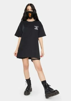 No Hours Tops Hello Graphic Tee