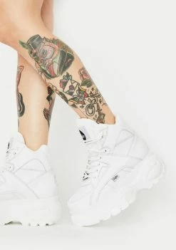 Buffalo London Platforms Classic High Top Leather Sneakers